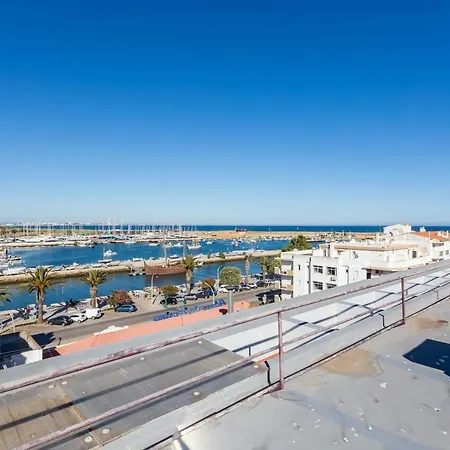 Central Lagos Apartment Апартаменты Лагуш