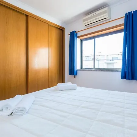 Central Lagos Apartment Appartamento Lagos